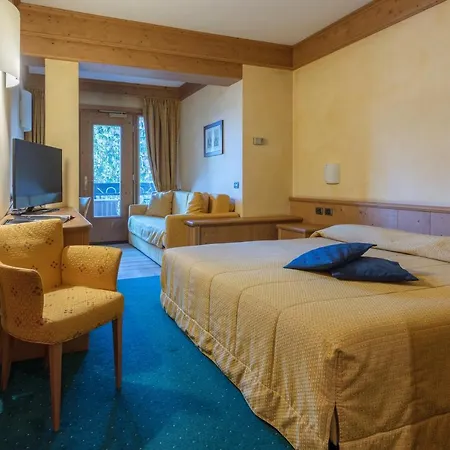 فندق Miramonti Park 4*